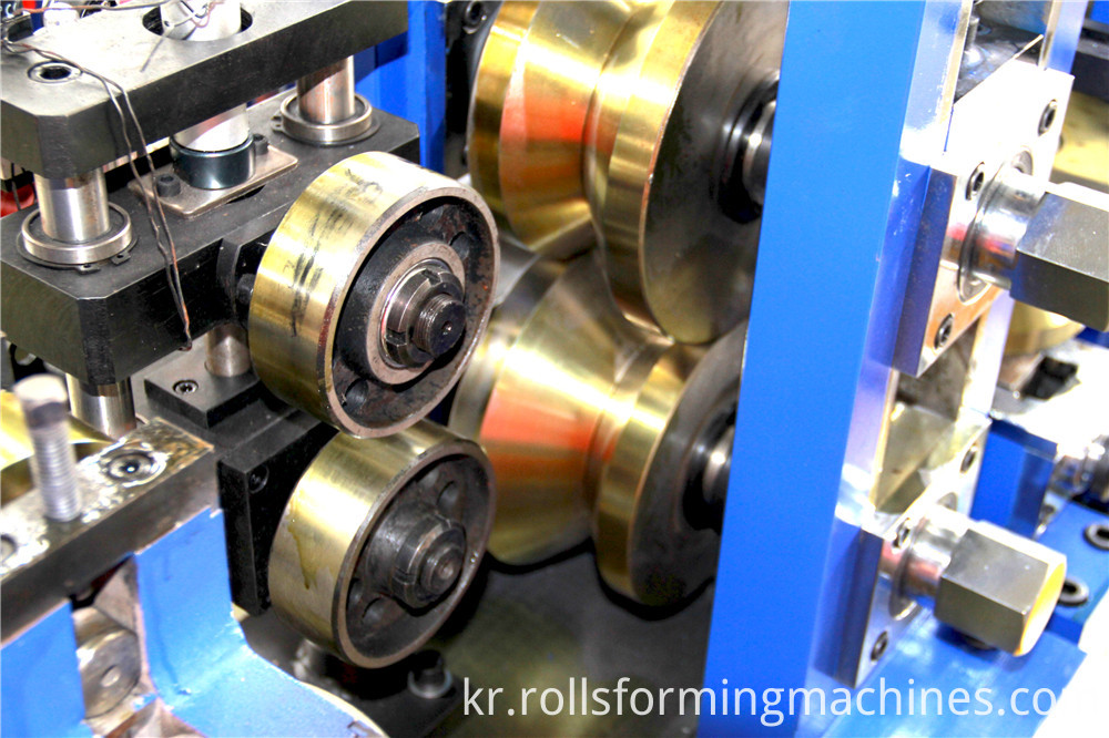 welded pipe machine welded pipe machine